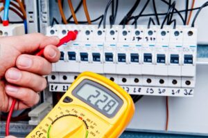 Elektryk pomiary naprawy elektroinstalacje